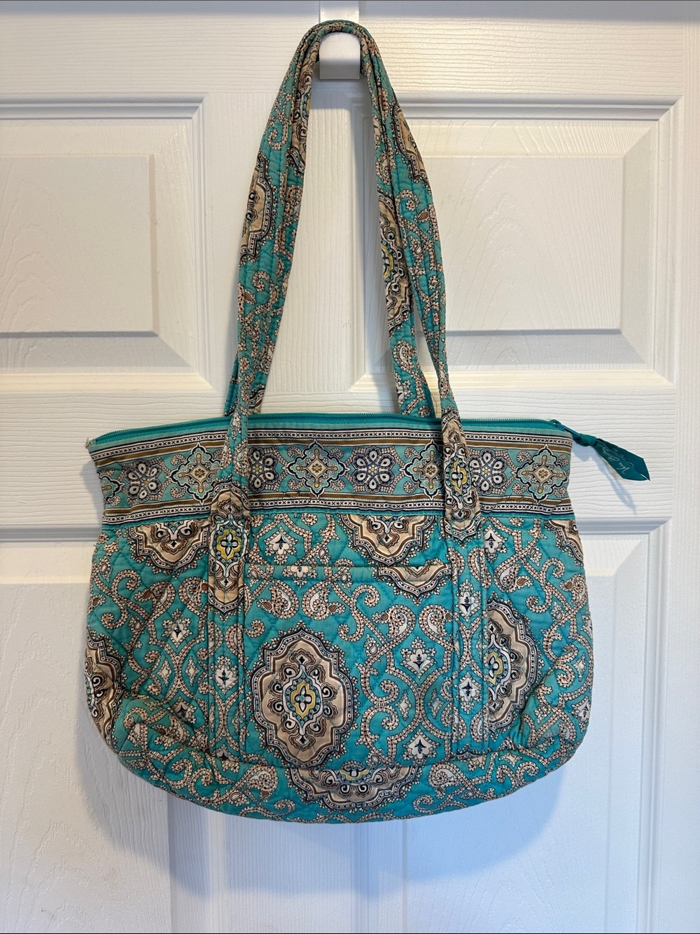 Vera Bradley Totally  Teal Paisley Quilted Tote